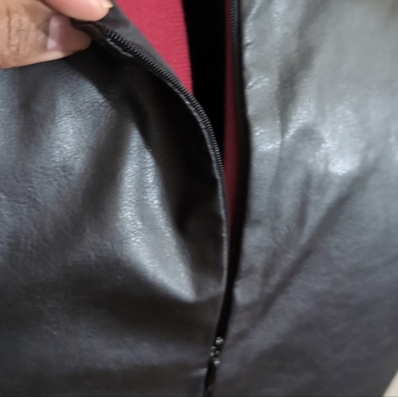 Laurence Roy| Black Faux Leather Sleeveless Midi Dress With Slit Distressed - Picture 7 of 15